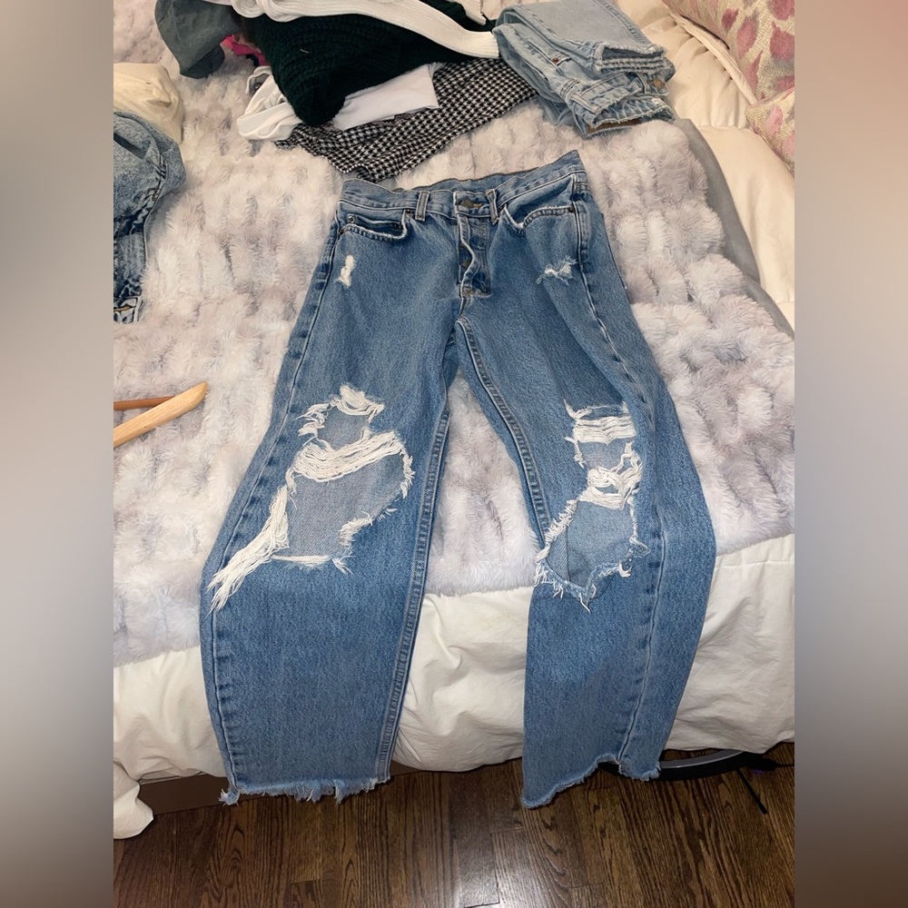 Carmar Ripped Jeans